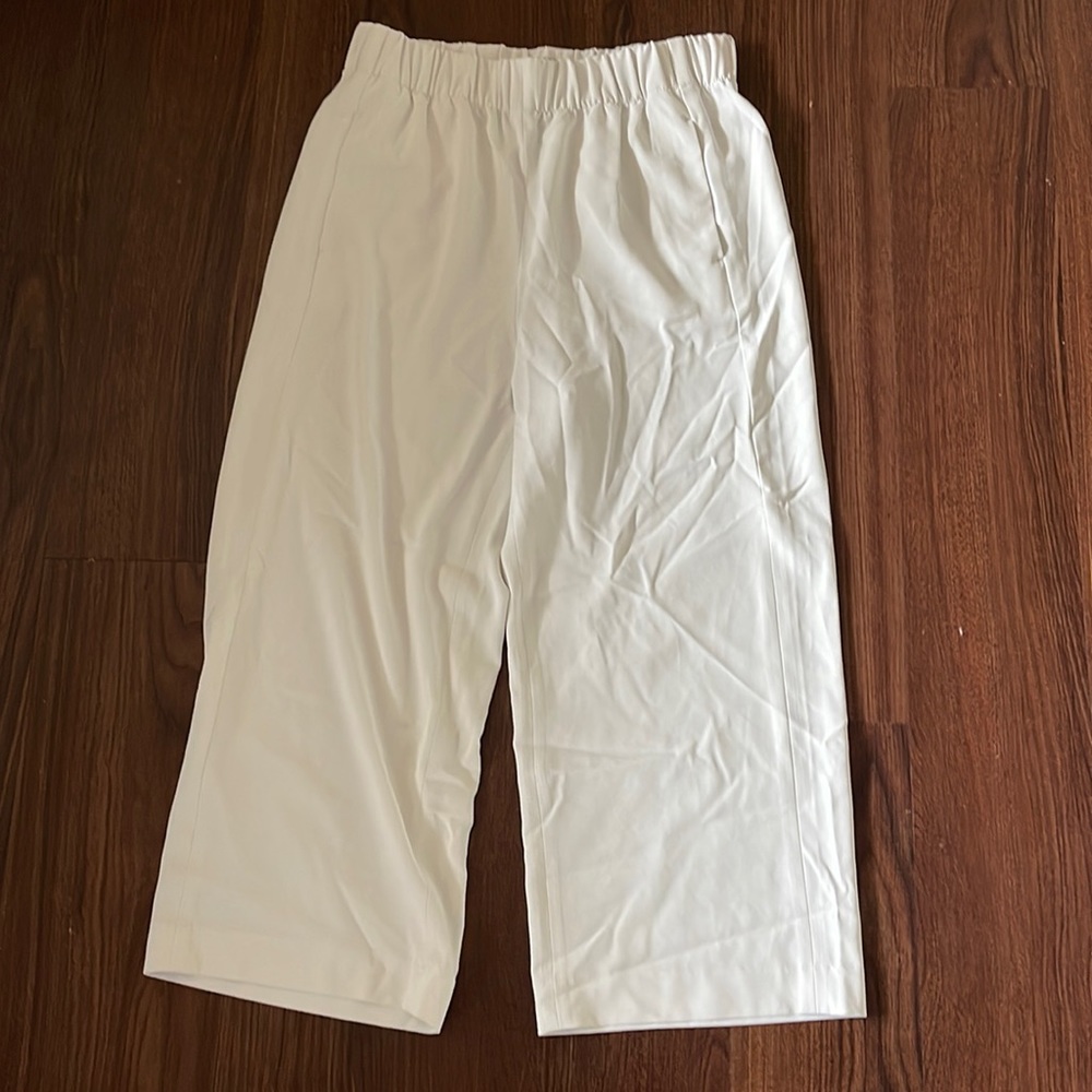H&M High Waisted White Flowy Pant